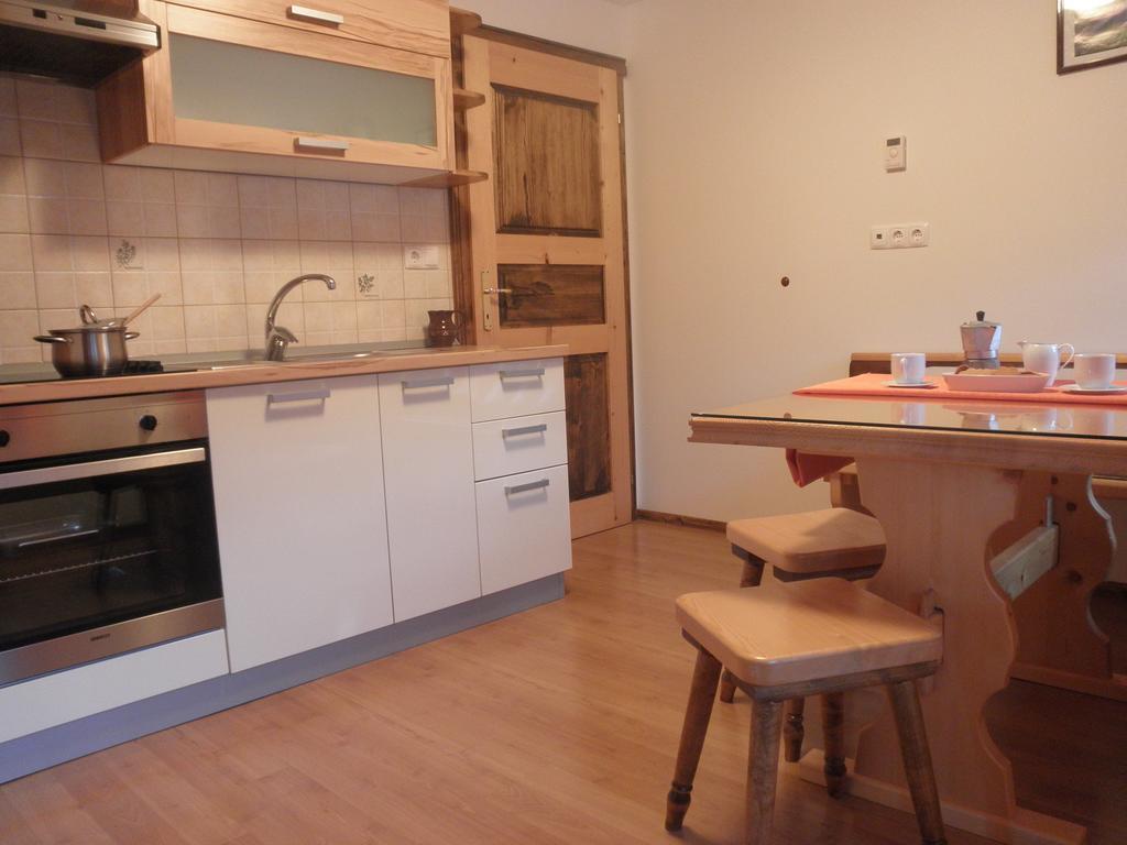 Apartments Cumar Церкно Номер фото