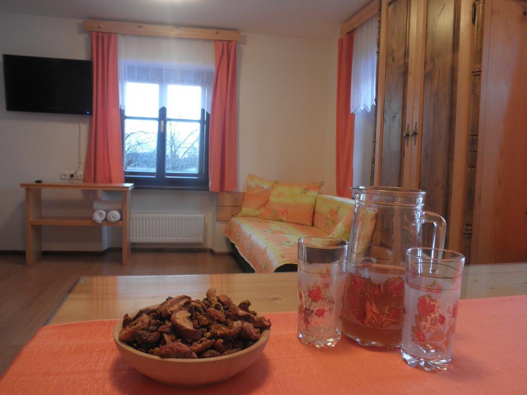 Apartments Cumar Церкно Номер фото