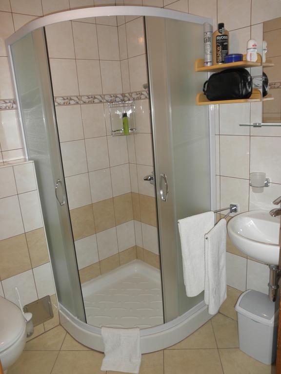 Apartments Cumar Церкно Экстерьер фото